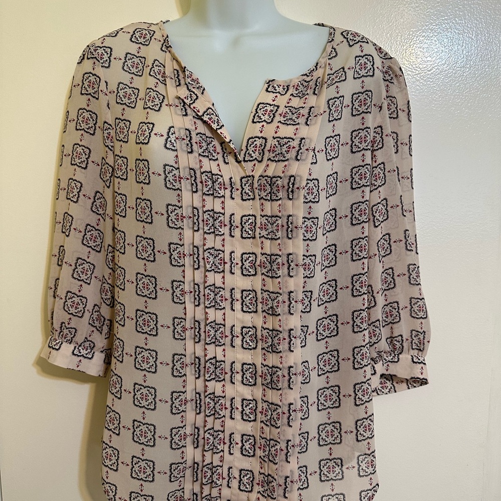 Ann Taylor Pullover Top 3/4 sleeves